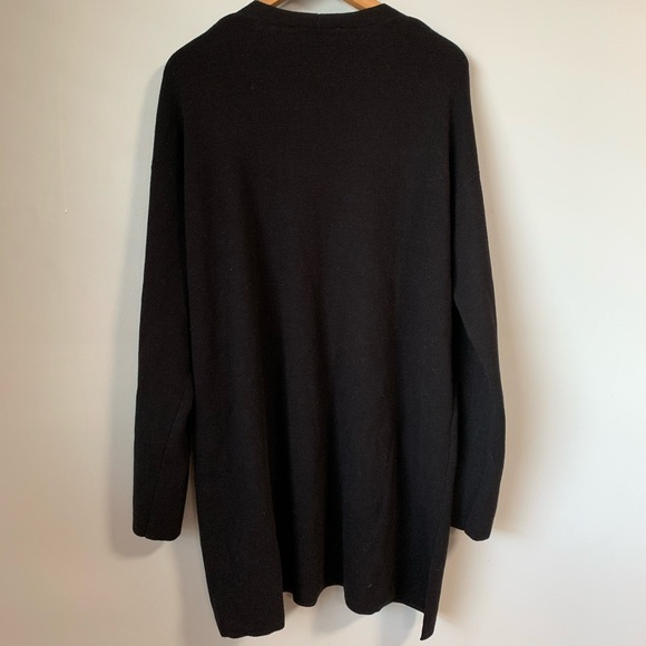 Beautiful Long Cardigan - Picture 3 of 7